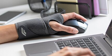 Futuro Comfort Fit Wrist Support
