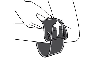 Fastening with tendon pad of tennis elbow support against sking.
